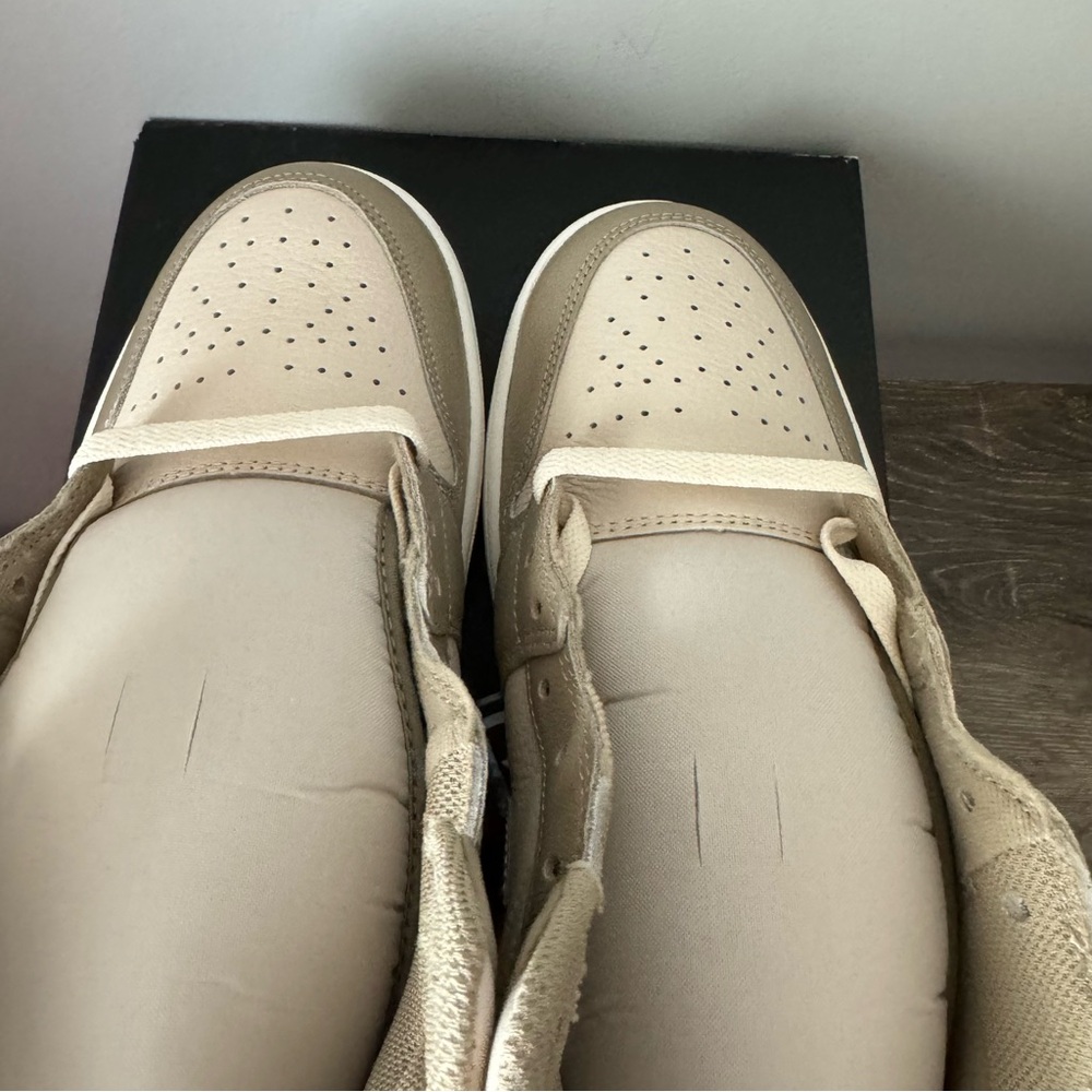 Air Jordan 1 Mid Men’s 11.5 NEW Sneaker Sneakers Shoes - Picture 5 of 10